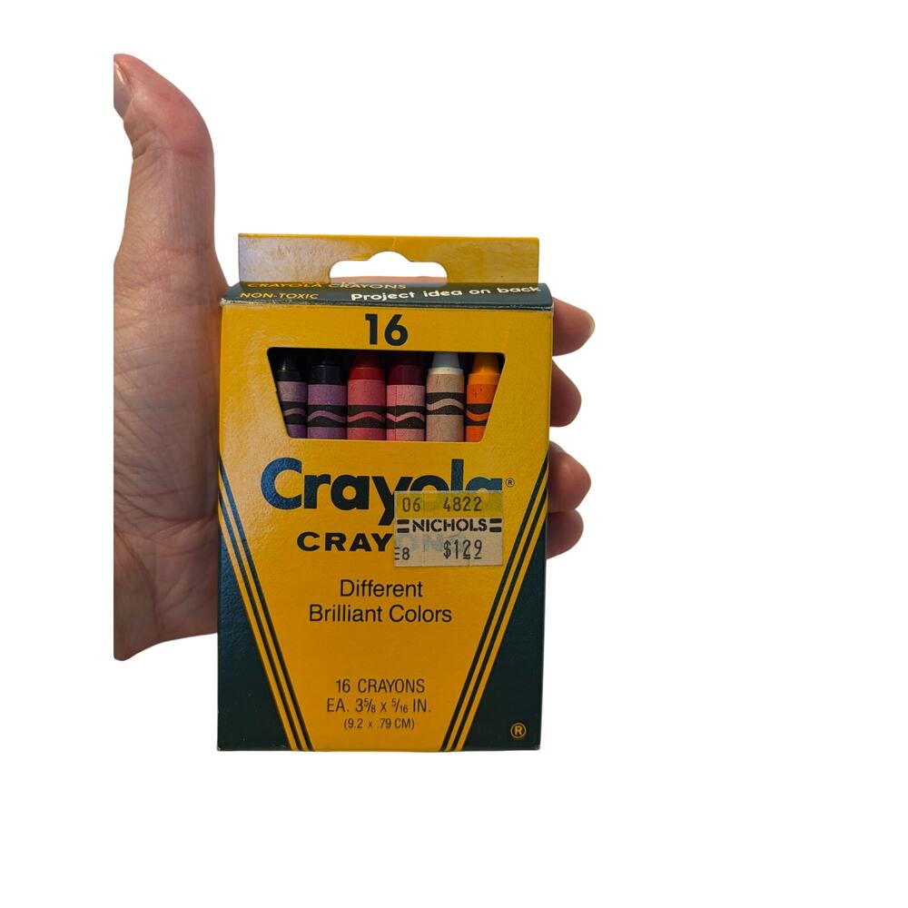 VTG Crayola crayons 16 pack, Binney & Smith 1987, never used
